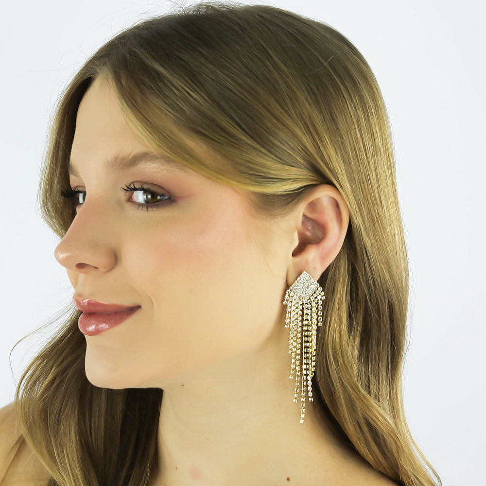 Brinco Strass Lumis com cristais brilhantes e design elegante da coleção Aura Alvorecer