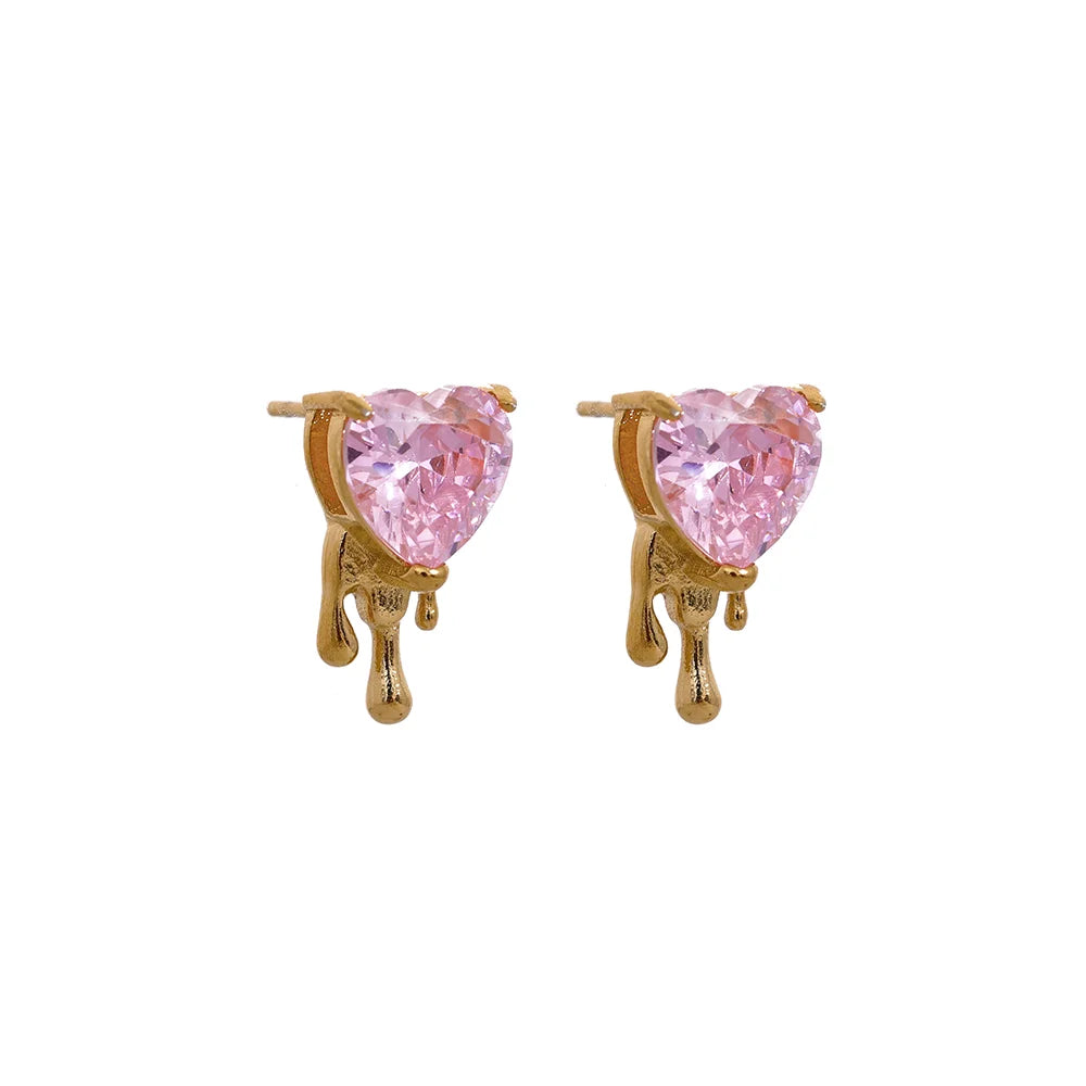 https://auracrystal.com.br/products/brinco-nyara-com-detalhe-em-zirconia-banhado-em-ouro-18k-auramirage%C2%AE?_pos=1&_psq=nyara&_ss=e&_v=1.0