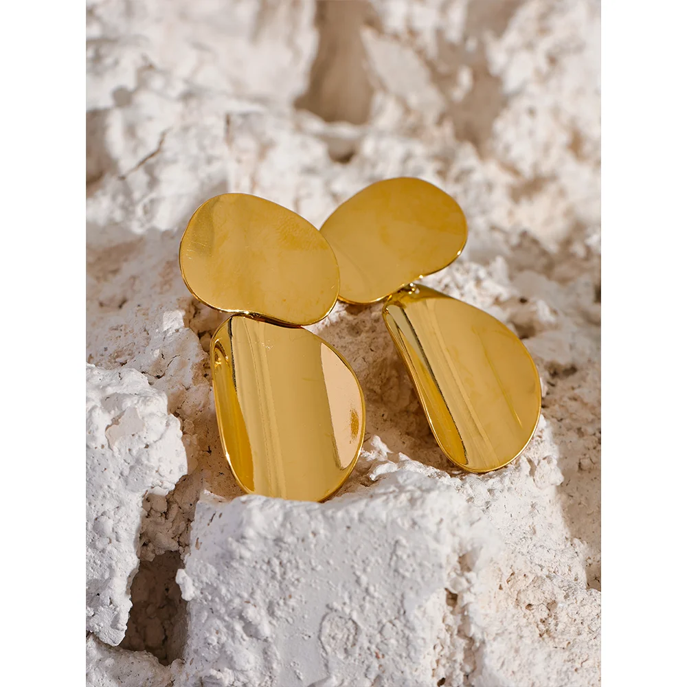 Brinco Solace Banhado em Ouro 18K - AuraMirage®