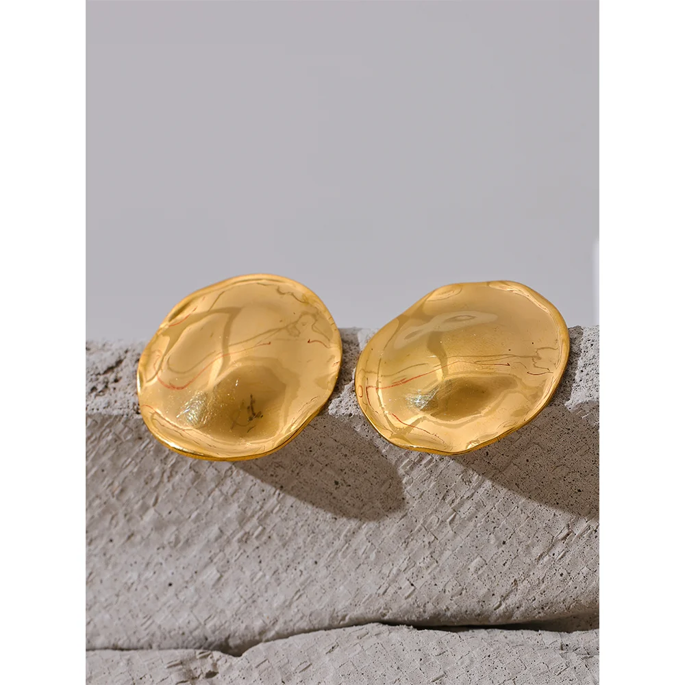 Brinco Prisma Banhado em Ouro 18K - AuraMirage®