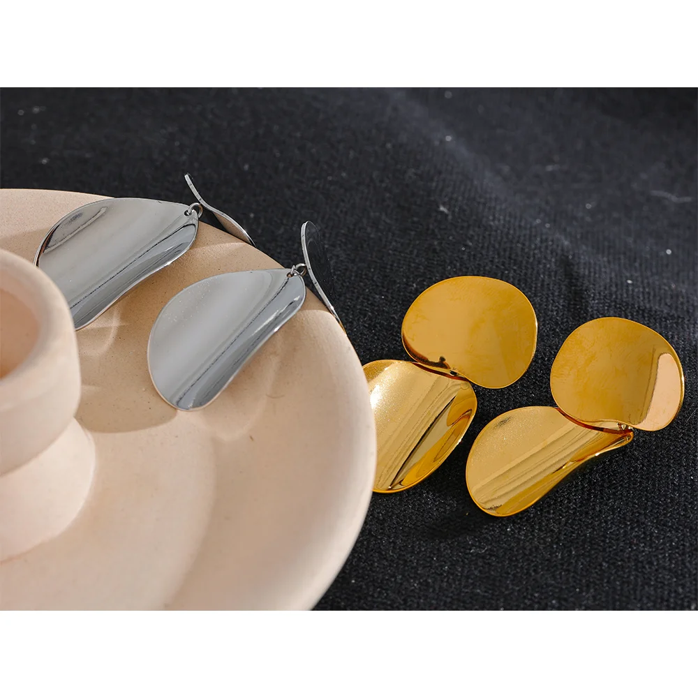 Brinco Solace Banhado em Ouro 18K - AuraMirage®