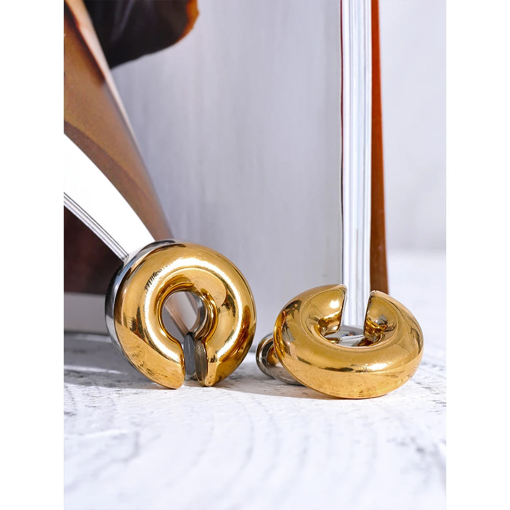 Brinco Cilo Banhado em Ouro 18K - AuraMirage®