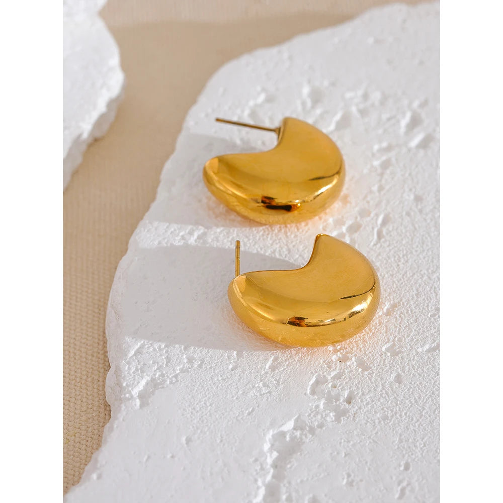 Brinco Cora Banhado em Ouro 18K - AuraMirage®