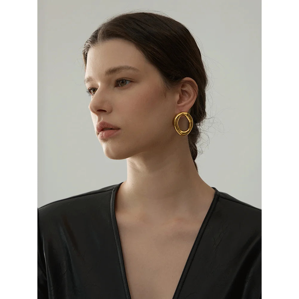 Brinco Oryn Banhado em Ouro 18K - AuraMirage®