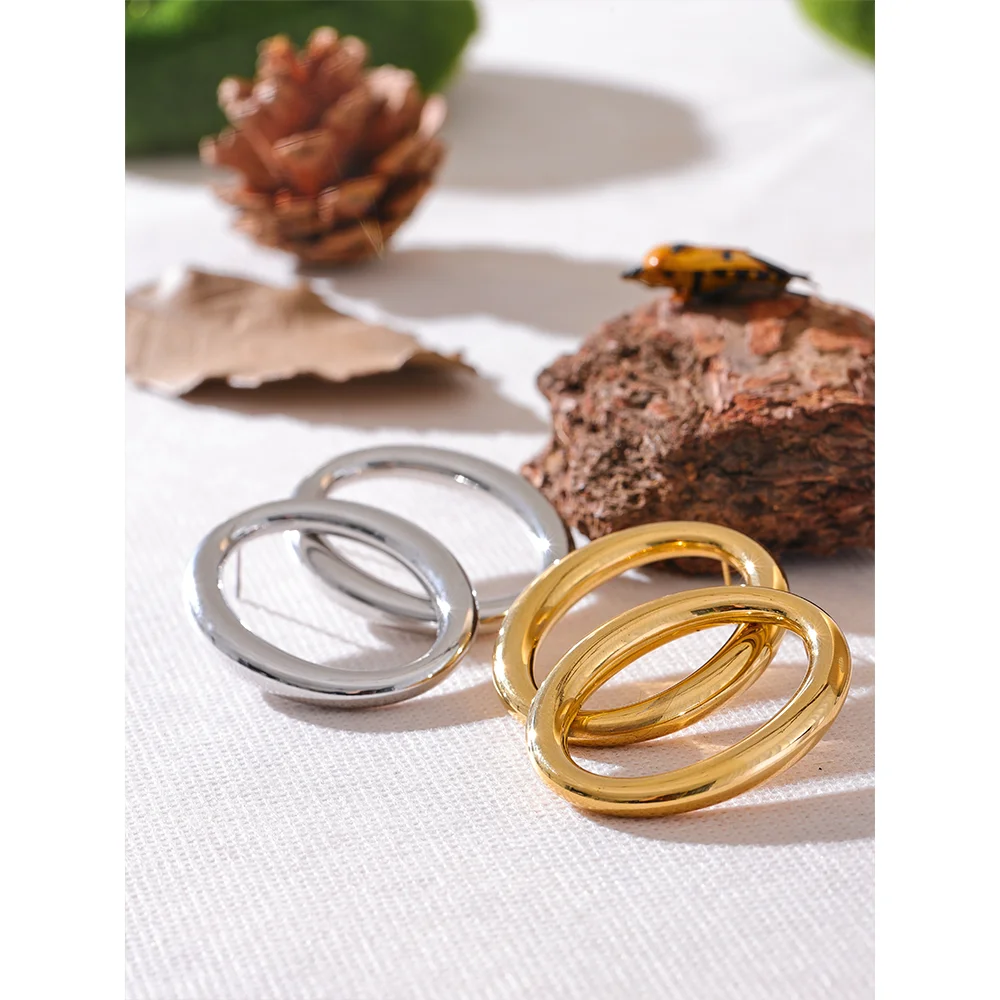 Brinco Orbix Banhado em Ouro 18K - AuraMirage®