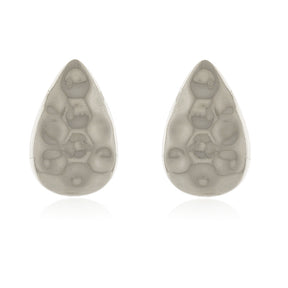 Brinco Serena banhado a ouro e diamante com design martelado