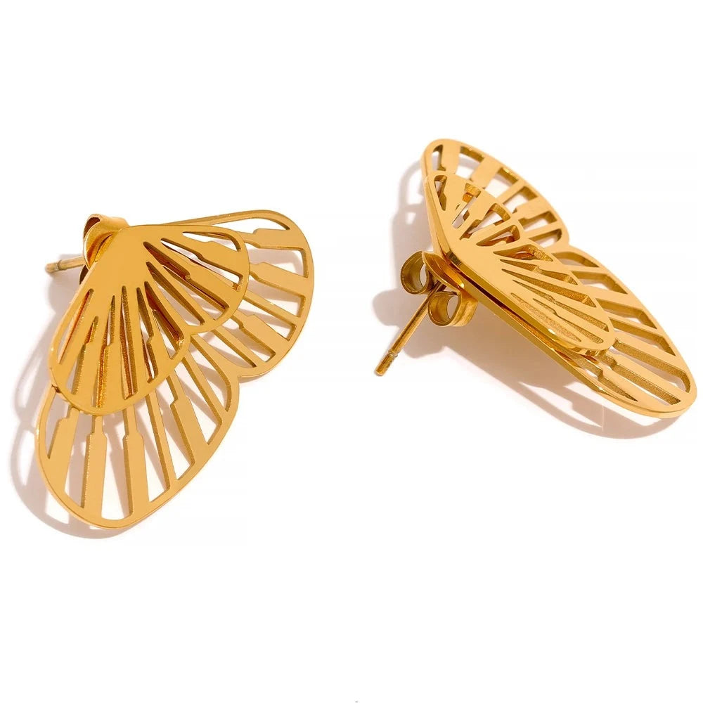 https://auracrystal.com.br/products/brinco-aurea-banhado-em-ouro-18k-auramirage%C2%AE