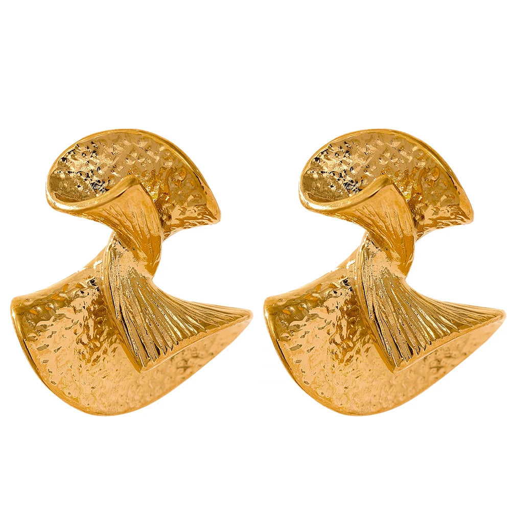 Brinco Vera  Banhado em Ouro 18K - AuraMirage®