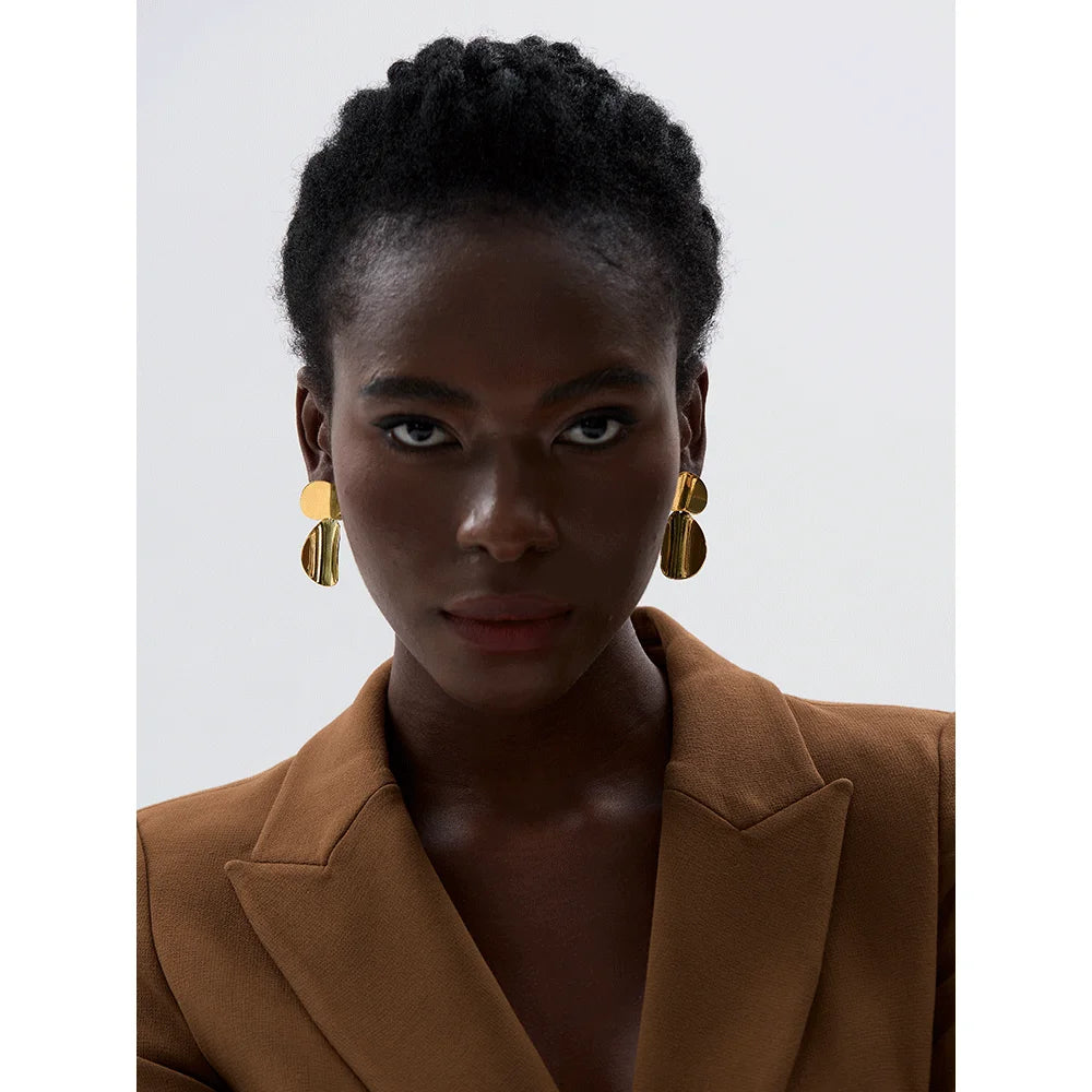 Brinco Solace  Banhado em Ouro 18K - AuraMirage®