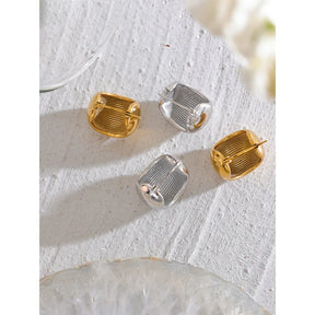 https://auracrystal.com.br/products/brinco-valora-banhado-em-ouro-18k-auramirage%C2%AE-1