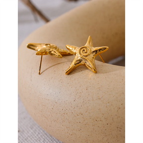 https://auracrystal.com.br/products/brinco-maris-banhado-em-ouro-18k-auramirage%C2%AE