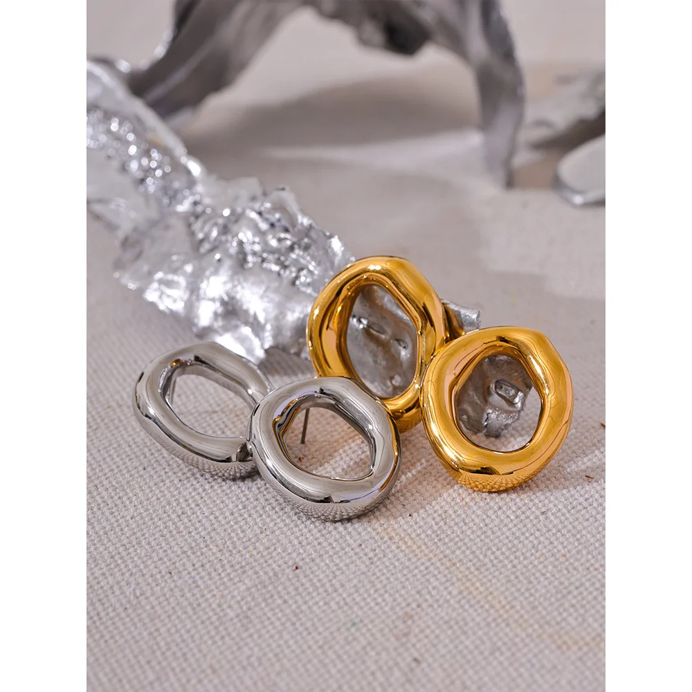 Brinco Oryn Banhado em Ouro 18K - AuraMirage®