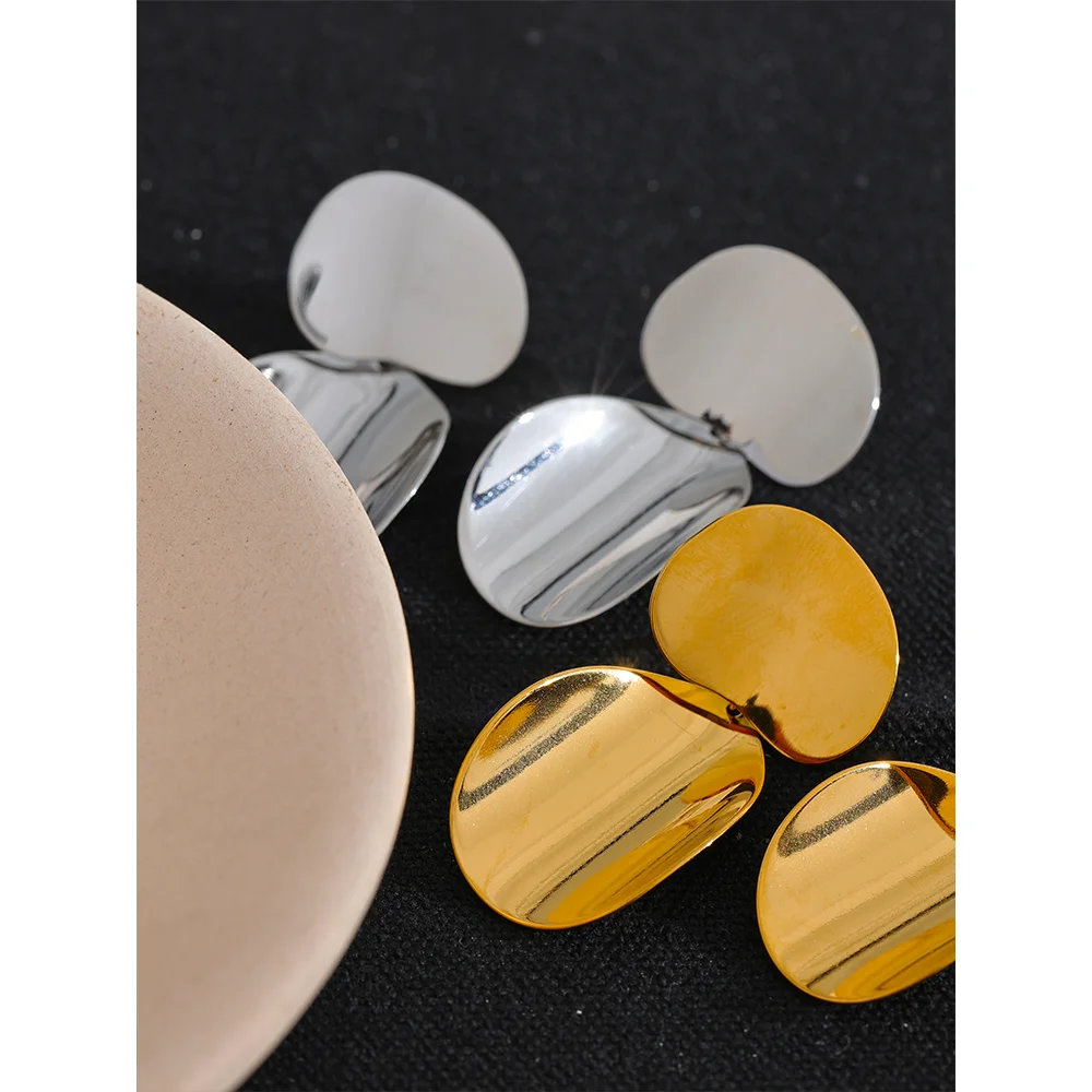 Brinco Solace  Banhado em Ouro 18K - AuraMirage®